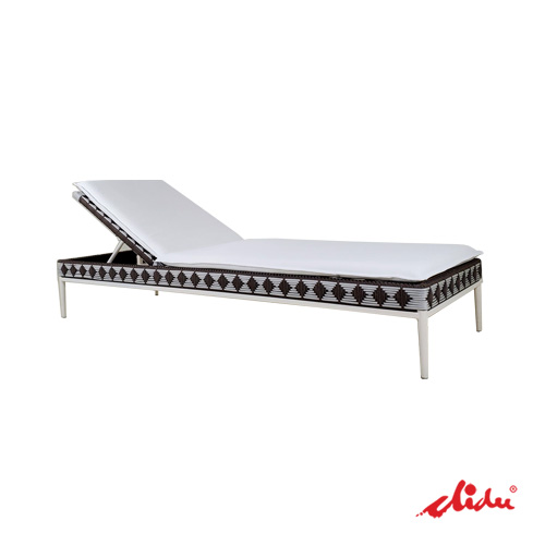 Modern Sunbed for Hotels Swimming Pool Furniture Pallazo